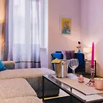 For Special Getaway Nea With Free Parking Apartment Pula